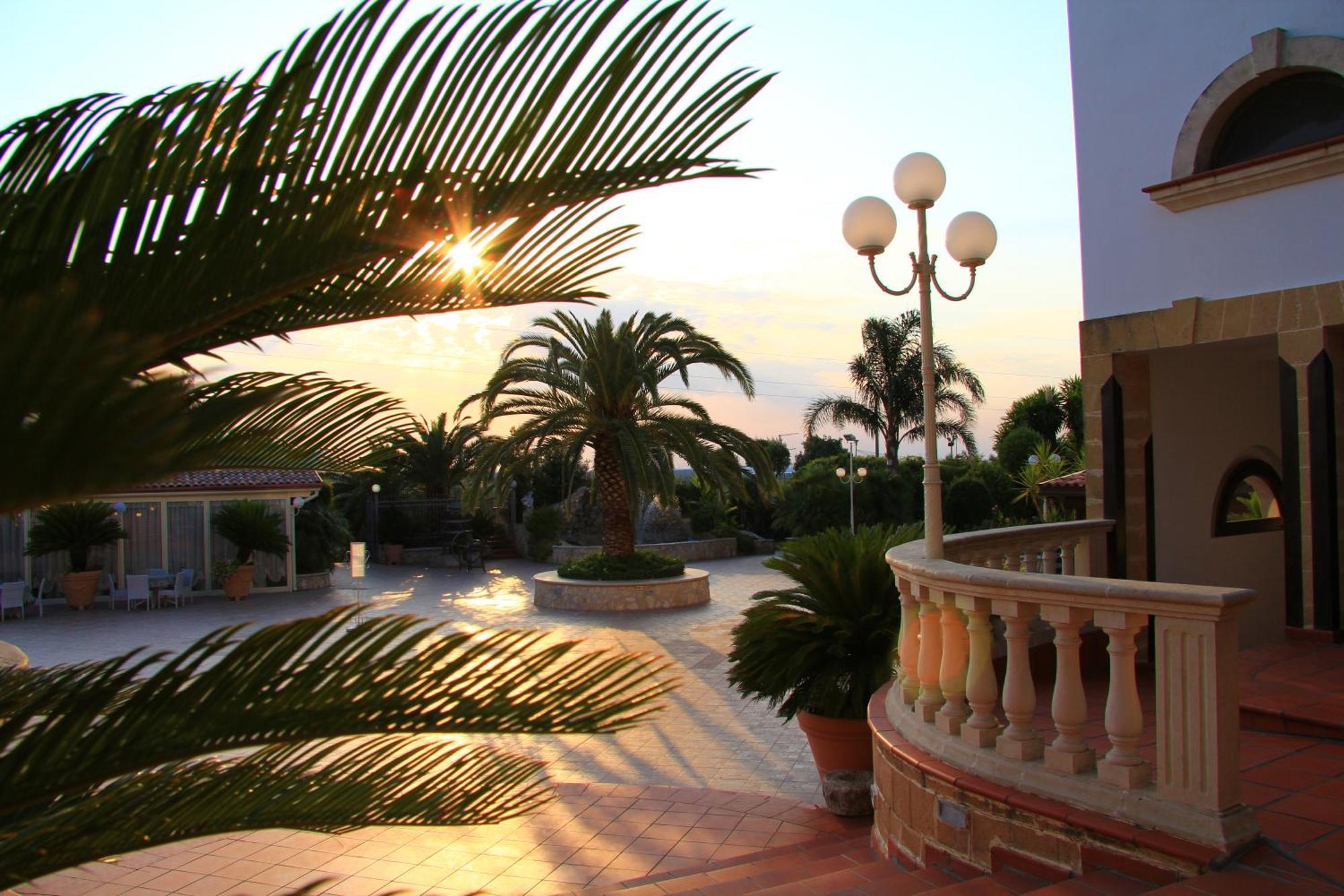Villaggio San Giovanni San Giorgio Ionico Esterno foto